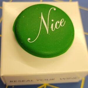 Capabunga - Capabubbles  Reseal Your Wine Bottle